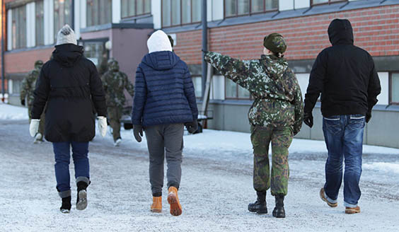 Läheistenpäivä Kaartin Jääkärirykmentissä - Intti.fi