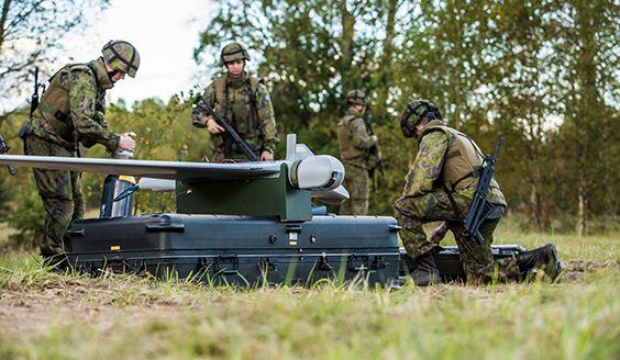 Conscripts practicing the use of Unmanned Aerial System