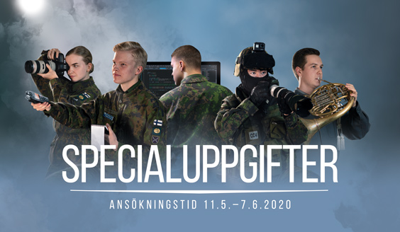 Broschyr som visar värnplikt i specialroller: fotograf, journalist, stridskamera, mediaproduktion och hornspelare. Text: Specialuppgifter ansökningstid 6. -26.1.2020.
